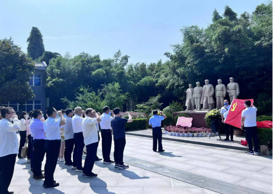 7.1迎七一，探尋紅色足跡 重溫紅色記憶(1)(1)470.png