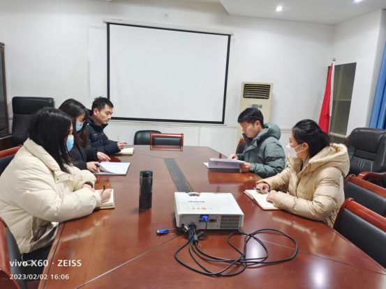 2.6市產(chǎn)業(yè)集團(tuán)開展集中學(xué)習(xí)五屆市紀(jì)委三次全會精神活動1251.png