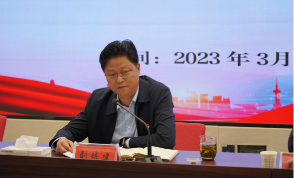 市產(chǎn)業(yè)集團召開黨員大會選舉直屬單位黨委、紀委639.png